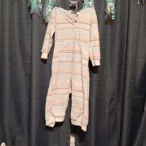 Baby clothes